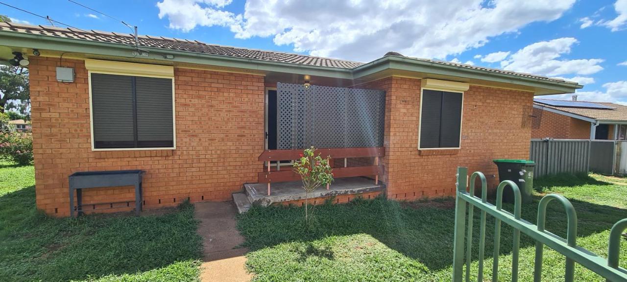 Kubo House Villa Dubbo Buitenkant foto